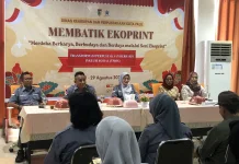 Gelar Pelatihan Membatik Ecoprint, Diskarpus Palu Tingkatkan Keterampilan Warga