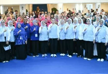 Kunjungi Sulteng, Selvi Ananda Ajak Para Ibu Harus Jadi Penggerak Hemat Energi