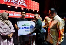 BPJamsostek Serahkan Manfaat JKM kepada Pekerja Rentan UMKM Kota Palu