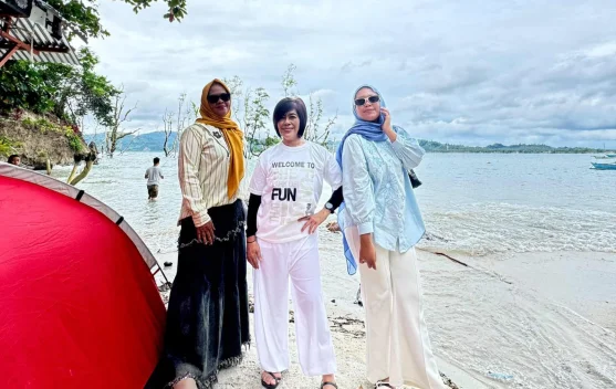 Pesona Alam Pantai Labuana Sirenja Donggala