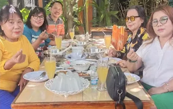 Kedai Toma'ss, Kenikmatan dengan Sajian Kuliner Tradisional