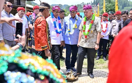Pembangunan Jalan Boladangko–Banggaiba Dimulai