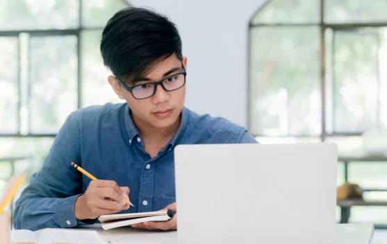Belajar Online Jadi Pilihan di Era Digital
