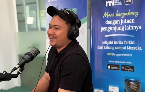 Dari Teras Lorong ke Outlet: Kisah Iqbal Bangun Roemah Bagadang