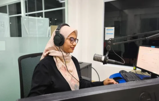 Tips Membawakan Siaran Radio agar Menarik dan Informatif
