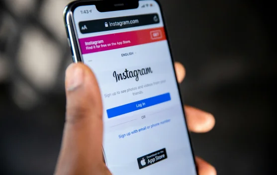 Instagram Wajibkan Label Baru untuk Akun Influencer Berbasis AI