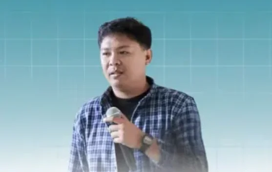 Rendi Zulkarnain Rintis Komunitas Desainkan