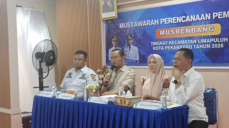 Pemko Pekanbaru Carikan Solusi Banjir akibat Genangan Air Sungai Siak