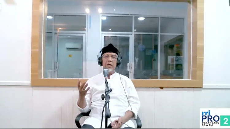 Ramadhan dan Kesalehan Sosial: Dari Ibadah Individu ke Solusi Umat