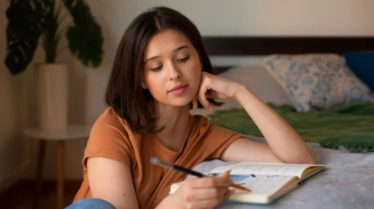 Cara Memulai Journaling untuk Kesehatan Mental
