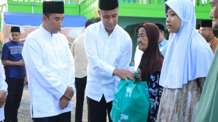 Bupati Kampar Pimpin Safari Ramadhan Tim I