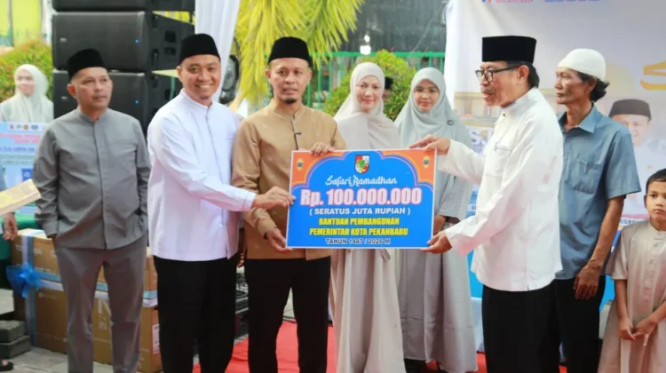 Safari Ramadan di Kecamatan Marpoyan, Agung Serap Aspirasi Warga