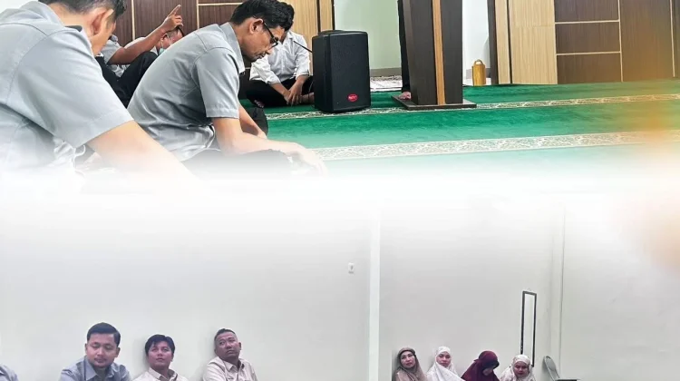 Perkuat Kebersamaan dan Kedisiplinan Melalui Sholat Berjamaah