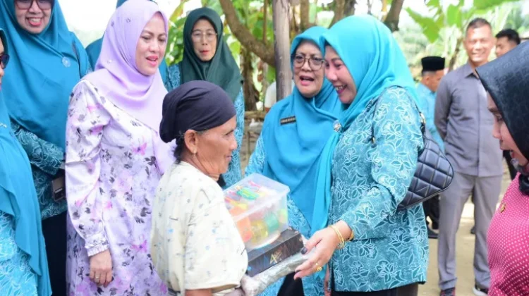 TP PKK Kampar Gelar Gerakan Pangan Murah