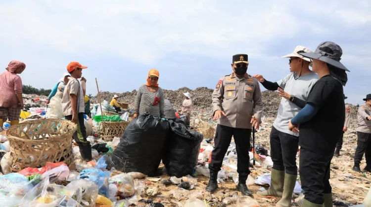 Krisis Sampah Pekanbaru Kian Parah, Kapolda Riau Tawarkan Solusi Waste-to-Energy