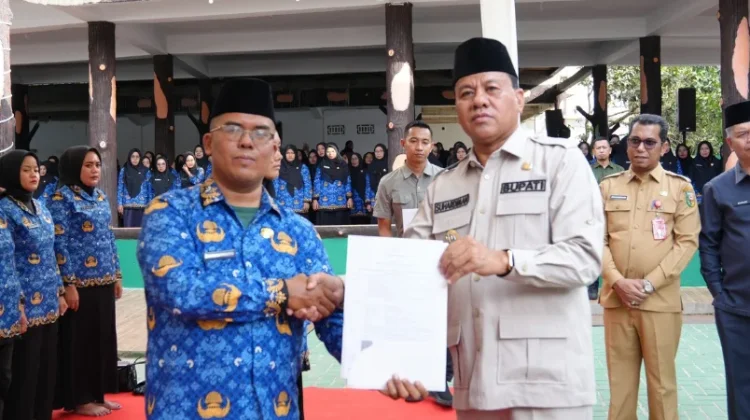 Sebanyak 1.055 PPPK Paruh Waktu Pemkab Kuansing Dilantik