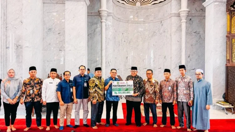 Wawako Sugiyarto Kawal Penyaluran Zakat Mal Rp500 Juta RS Awal Bros Group