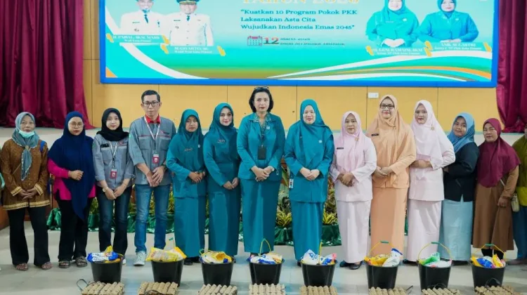TP-PKK Dumai Berbagi Berkah Ramadhan Melalui Tali Asih Kesejahteraan Keluarga