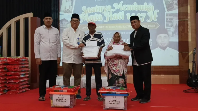 RRI Pekanbaru dan Baznas Riau Salurkan Bantuan “Saatnya Membuka Mata Hati”
