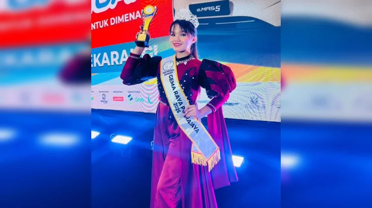 Siti Fadhillah dari Padang Lawas Raih Top Model Gema Raya 2026 di Putrajaya