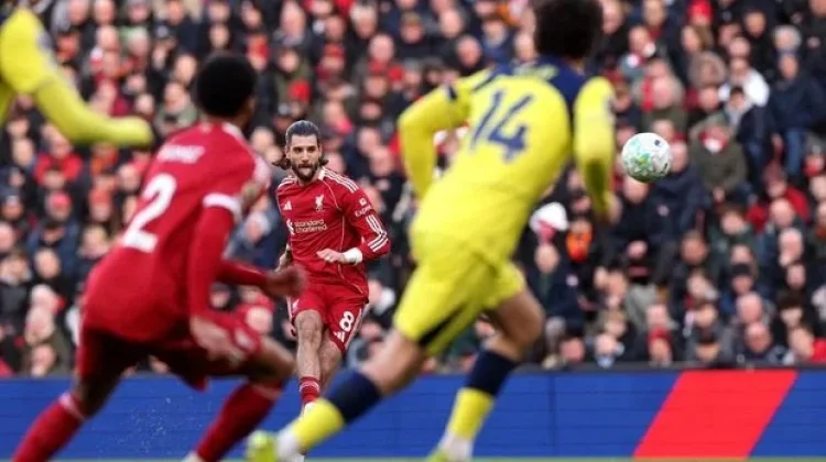 Liverpool Ditahan Tottenham, Gol Richarlison Buyarkan Kemenangan Anfield