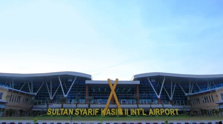 PLN Cek Listrik Bandara Pekanbaru jelang Mudik 2026,