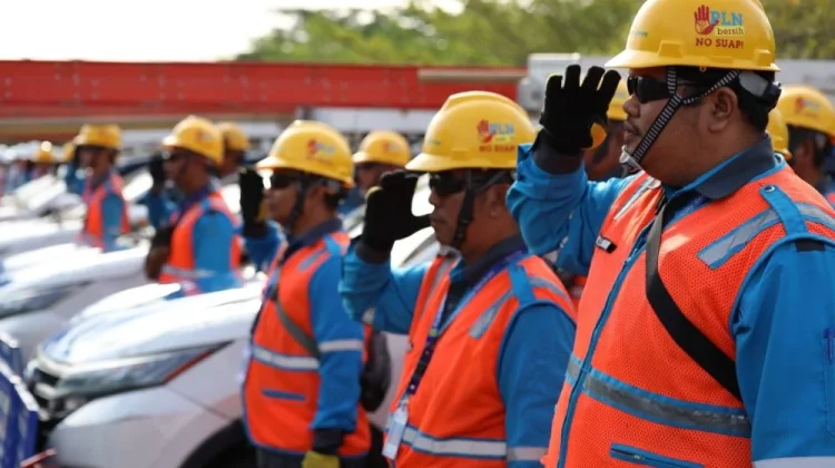 PLN Siagakan Ribuan Personel Jaga Listrik Stabil saat Lebaran