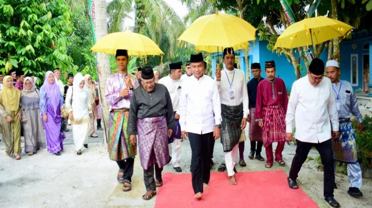 Bupati Kampar Hadiri Halalbihalal Mandeliong