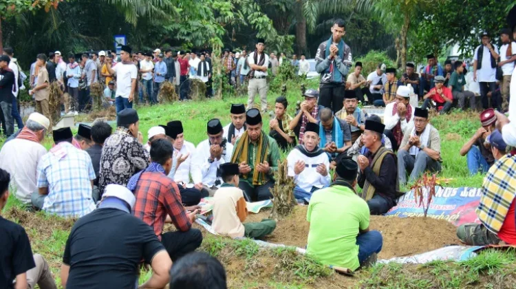Bupati Kampar Apresiasi Pelestarian Budaya Ayi Ayo Onam