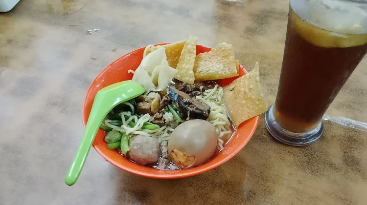 Mie Ayam Jamur Lezat dan Bergizi Jadi Favorit Kuliner Nusantara