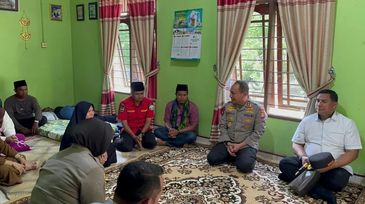 Kapolda Riau Melayat, Muharmizan Dikenang sebagai Pahlawan Lingkungan