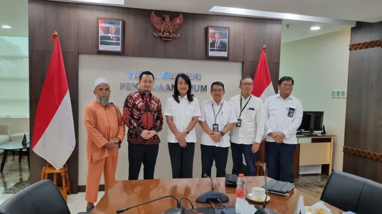 Syahrul Aidi Bertemu Wamen PU, Sampaikan Kondisi Desa Balung