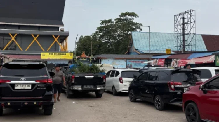 DPRD Riau Soroti Dugaan Bekingan Kendaraan ODOL