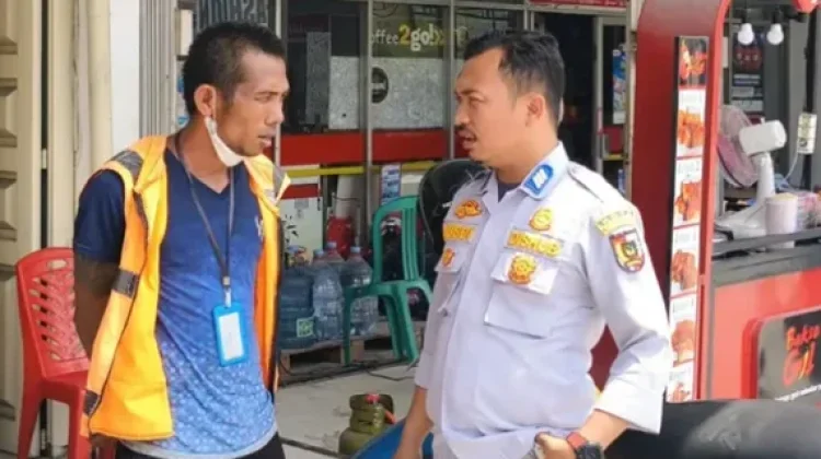 Masyarakat Keluhkan Kebijakan Baru Pemungutan Retribusi Parkir di Pekanbaru