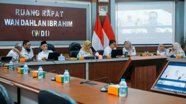 Wali Kota Dumai Ikuti Presentasi Kinerja Penurunan Pengangguran