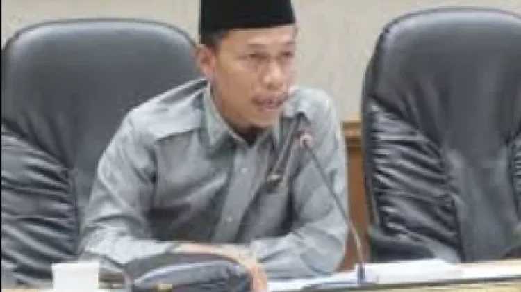 Anggota DPRD Riau Kritik Kebijakan WFH untuk Penghematan Energi
