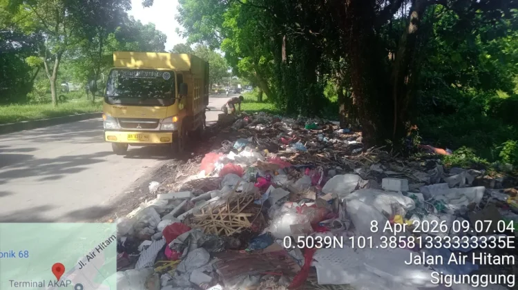 Kadis DLHK Pekanbaru Tindaklanjuti Tumpukan Sampah di Dekat Terminal AKAP