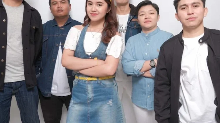 Zizi Band Asal Pekanbaru Lolos Top 30 Kompetisi Band Nasional