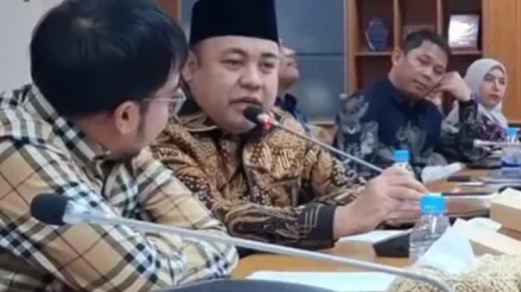 Dukungan DPRD Riau terhadap Kebijakan WFH dengan Catatan Pelayanan Publik