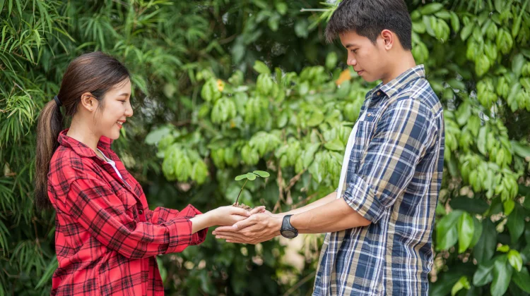 Memaafkan atau Meminta Maaf Duluan
