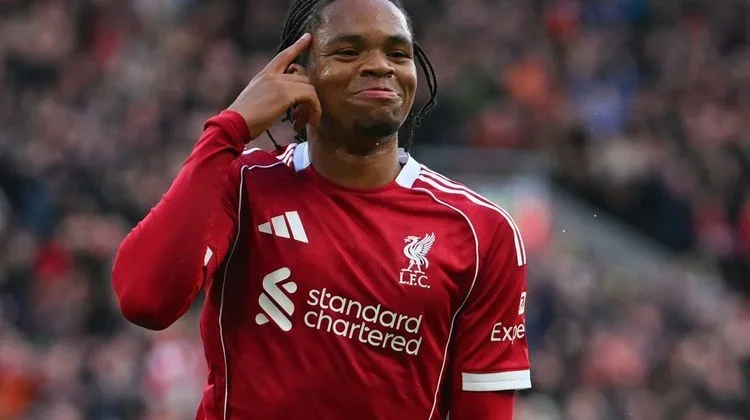 Liverpool Tampil Garang di Anfield, Tundukkan Fulham 2-0