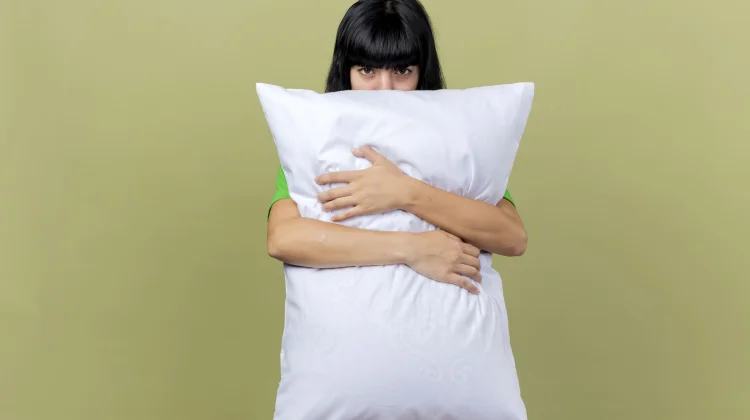 Kapan Harus Ganti Bantal, Simak Dampaknya Bagi Kesehatan
