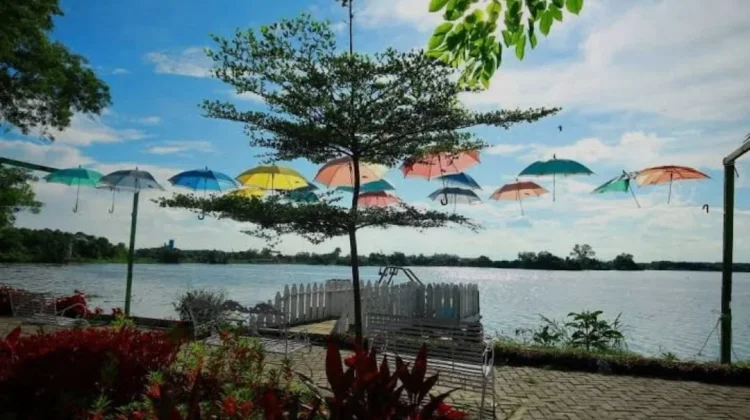 Danau Siombak Permata Tersembunyi di Ujung Kota Dumai