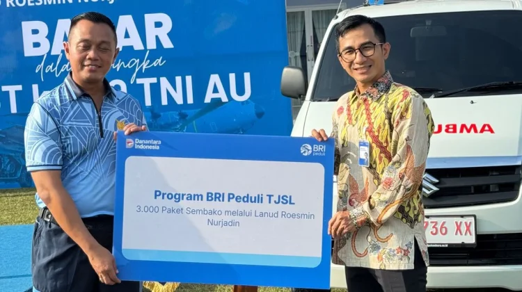 BRI Serahkan Ambulans dan 3.000 Paket Sembako di HUT ke-80 TNI AU
