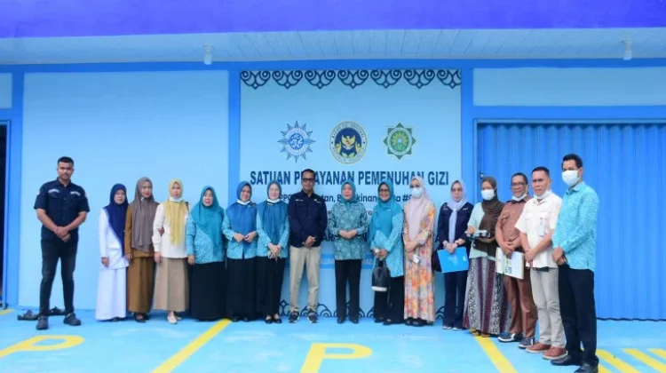 Pastikan Kualitas, Ketua TP PKK Kampar Monitoring Dapur MBG