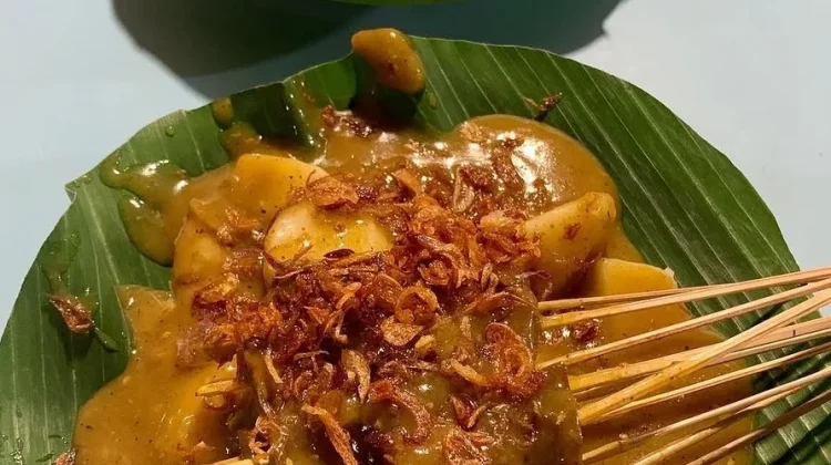 Berburu Kuliner Sumatera Barat: Dari Warung Sederhana hingga Rasa Bintang Lima