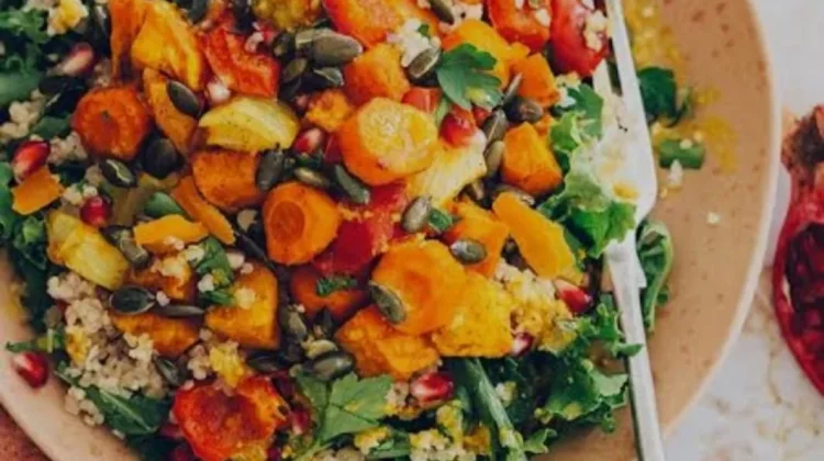 Salad Pembersih Hormon Makanan Alami untuk Menyeimbangkan Tubuh