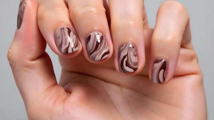 Cara Menjaga Kesehatan Kuku di Balik Keindahan Nail Art