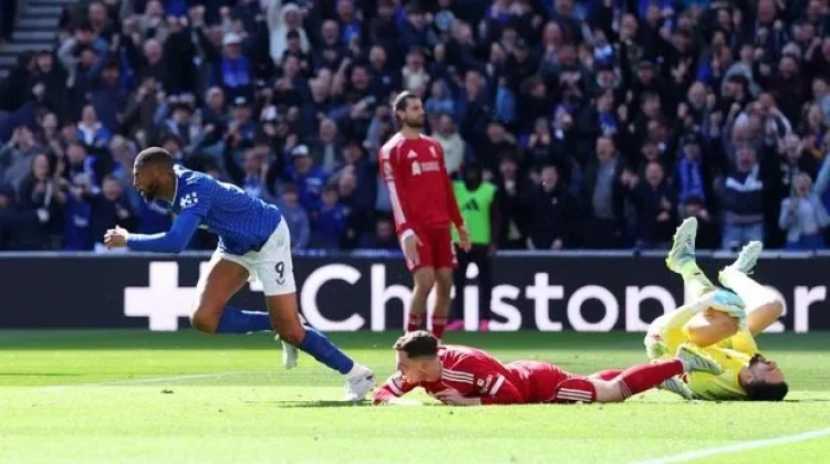 Van Dijk Jadi Pahlawan Liverpool Tundukkan Everton Dramatis 2-1