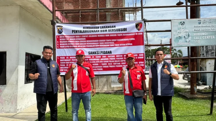 Polda Riau Pasang Spanduk Imbauan Penyalahgunaan BBM Bersubsidi